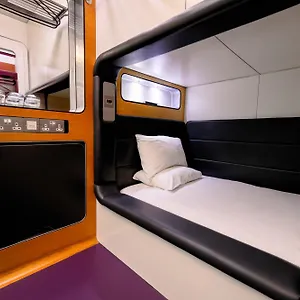 Yotelair London Gatwick Airport Kapselhotel Horley